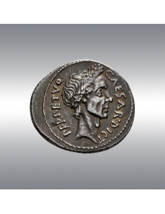 Julius Caesar, Denarius @ Among the finest known 2